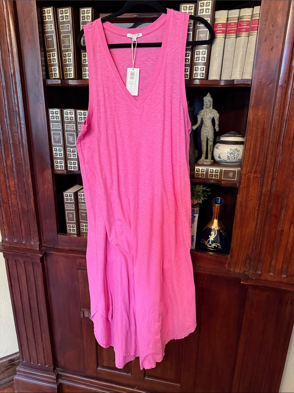 Z Supply Bright Pink V-Neck Tee xl. Runs small